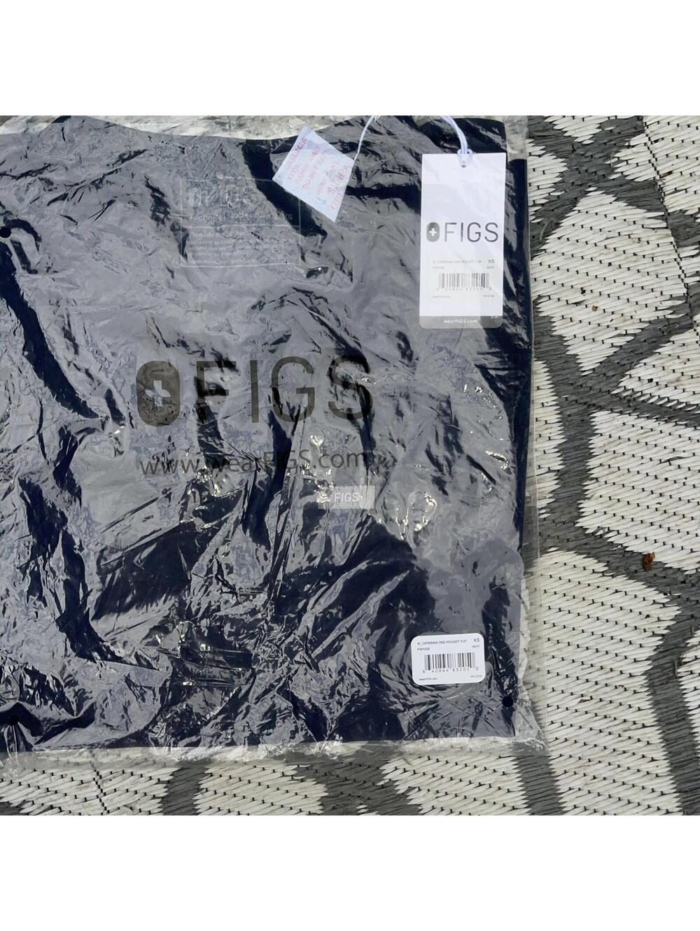 FIGS Women’s Scrub Top Navy Blue Catarina One Pocket Size XS